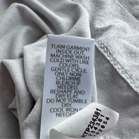 J. Jill Wearever Collection Snake Reptile Print Top Gray Rayon Spandex Size M - Picture 6 of 7